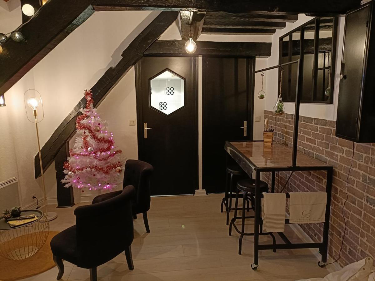 Appartement Le cœur du centre historique à Honfleur Extérieur photo